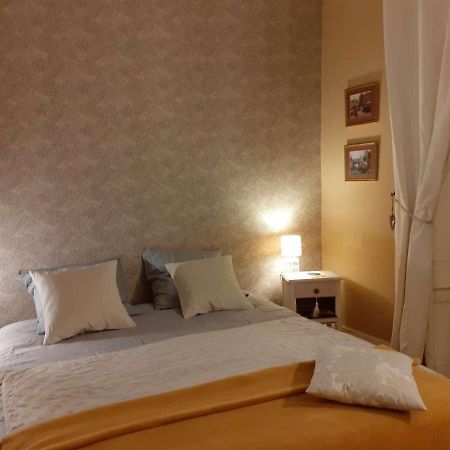 Manoir Tregont Mab Bed and Breakfast Quimper Buitenkant foto